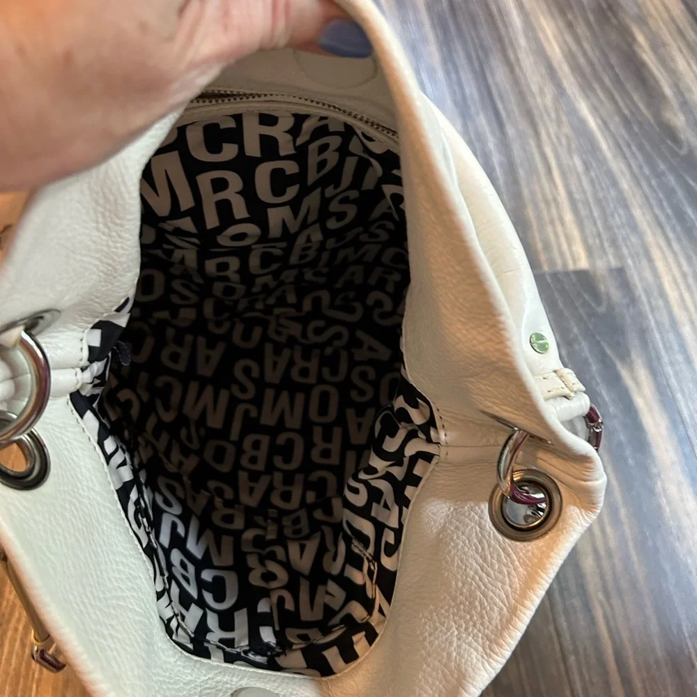 Marc Jacobs Soft Cream Shoulder Bag - Picture 2 of 2